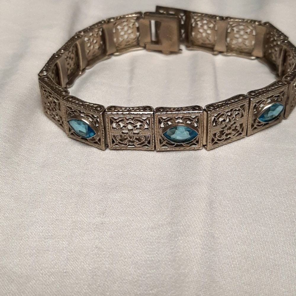 Sterling silver blue glass filigree bracelet